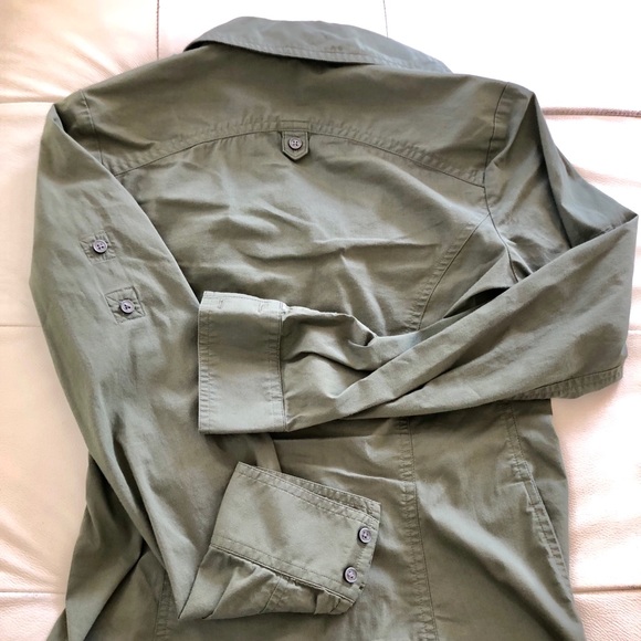 Express button down top - Picture 3 of 3